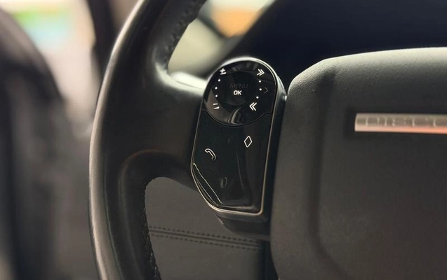 imagem-https://www.socarrao.com.br/sc-vehicle-images-prod/825574/1790013560899-7761535_13_B_7f1c9a8c1e.jpeg