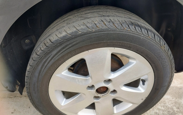 imagem-https://www.socarrao.com.br/sc-vehicle-images-prod/825730/1770907378595-SU1HXzIwMjYwMjEyXzA5MDY0MTQ4MV9IRFIuanBn.jpg