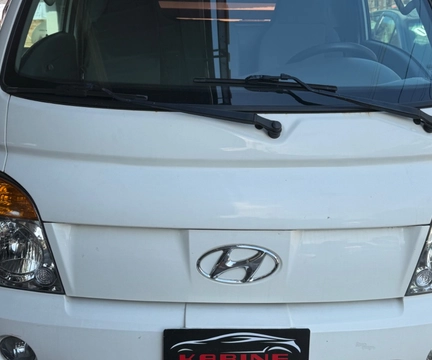 Hyundai HR 2012 Branco — foto 1 de 3