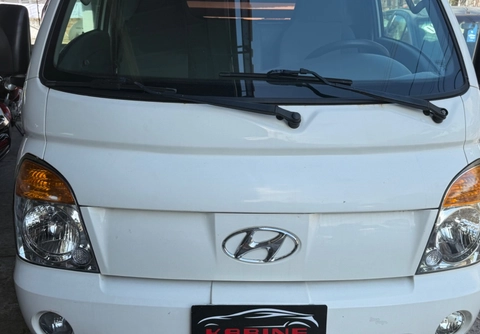 Hyundai HR 2012 Branco — foto 1 de 3