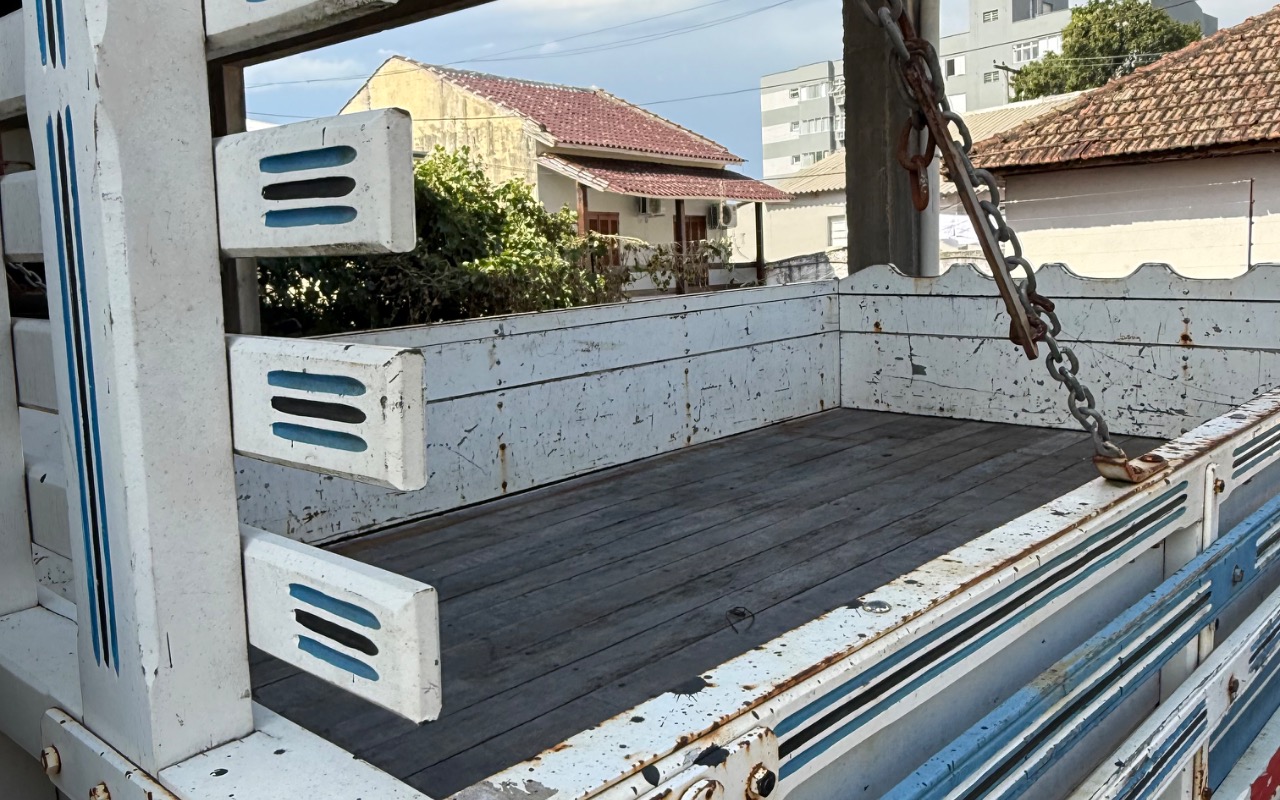 imagem-https://www.socarrao.com.br/sc-vehicle-images-prod/835598/1770932001064-SU1HXzM0ODIuanBlZw.jpeg