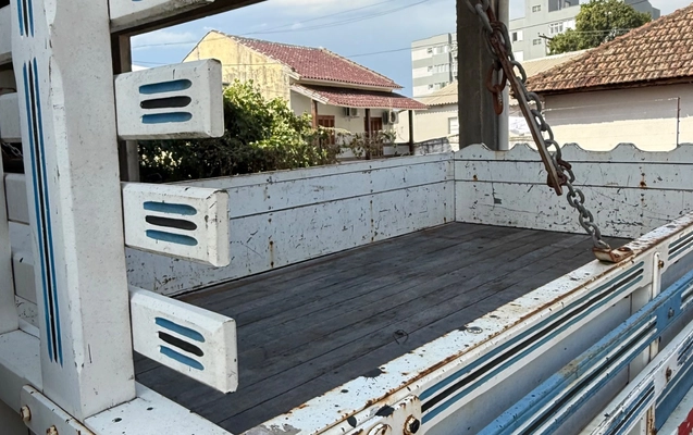 imagem-https://www.socarrao.com.br/sc-vehicle-images-prod/835598/1770932001064-SU1HXzM0ODIuanBlZw.jpeg