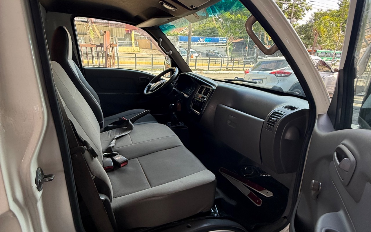 imagem-https://www.socarrao.com.br/sc-vehicle-images-prod/835598/1770932001107-SU1HXzM0ODYuanBlZw.jpeg