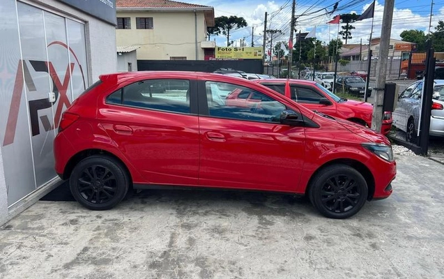 imagem-https://www.socarrao.com.br/sc-vehicle-images-prod/835884/1787163364378-7734753_10_B_9ff781486b.jpeg