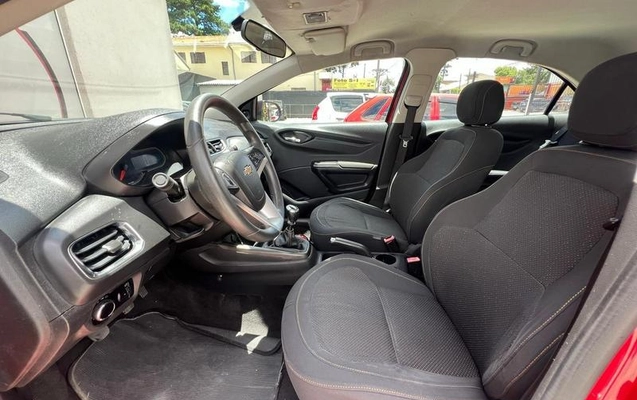 imagem-https://www.socarrao.com.br/sc-vehicle-images-prod/835884/1787163364390-7734753_1_B_a65258c2ae.jpeg