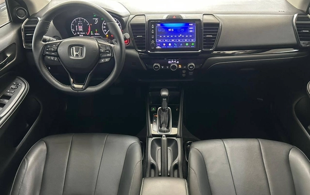 imagem-https://www.socarrao.com.br/sc-vehicle-images-prod/836065/1788348919286-edf908f062cc430ba6b5eea6eedfd9cb_1769710607308.jpeg