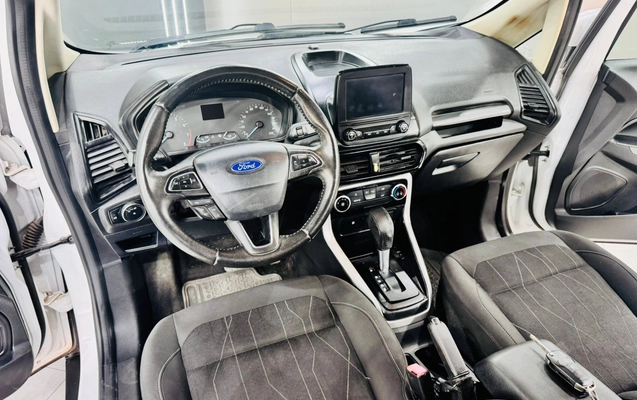 imagem-https://www.socarrao.com.br/sc-vehicle-images-prod/836193/1788269530844-003_8305080de4655efb87cb1eaa578e1ac3.jpeg