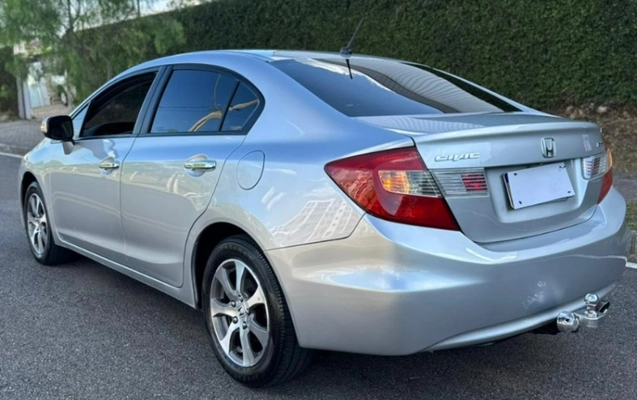 imagem-https://www.socarrao.com.br/sc-vehicle-images-prod/836306/1783084313361-X3jSR5SZqf7xIVAbmXTFvOlNMV9KW8Kd.jpg
