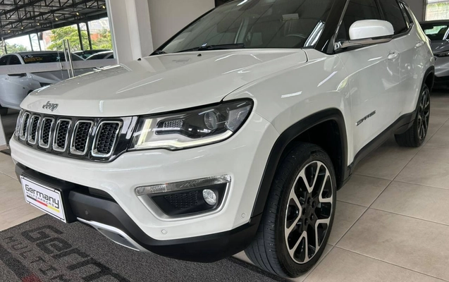 imagem-https://www.socarrao.com.br/sc-vehicle-images-prod/836328/1788349399185-e4496731b942471aa2370792f55f87f2_1765452815310.jpg