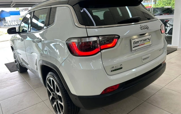 imagem-https://www.socarrao.com.br/sc-vehicle-images-prod/836328/1788349399193-5df3d63f7e9e4042b5af49364112d30a_1765452294175.jpg