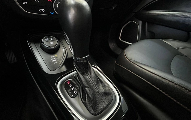 imagem-https://www.socarrao.com.br/sc-vehicle-images-prod/836328/1788349399199-fb44bccc99c44976a24ae0cbaed9c56f_1765452820108.jpg