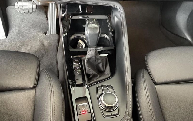 imagem-https://www.socarrao.com.br/sc-vehicle-images-prod/836506/1789650346996-7805275_3_B_4d4a3c3fd6.jpeg