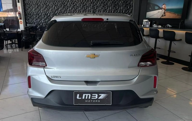 imagem-https://www.socarrao.com.br/sc-vehicle-images-prod/836885/1791035349965-7806323_11_B_1a177f1529.jpeg