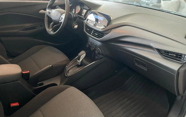 imagem-https://www.socarrao.com.br/sc-vehicle-images-prod/836885/1791035349970-7806323_2_B_e84054cc72.jpeg