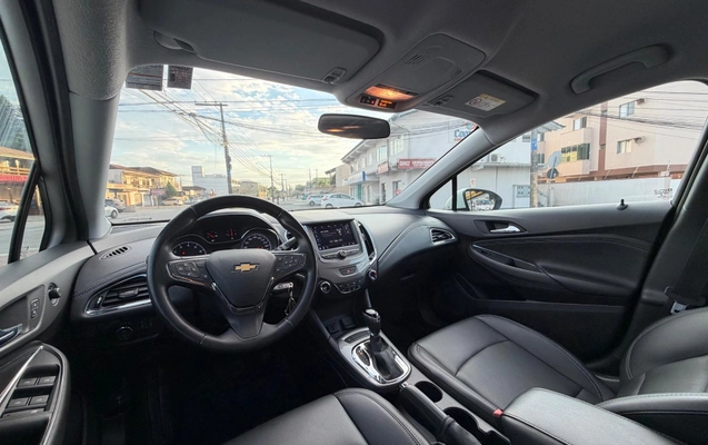imagem-https://www.socarrao.com.br/sc-vehicle-images-prod/837668/1784751838529-db0107f2226c4d7a8d2b24d461f6f919_1770948898956.jpeg
