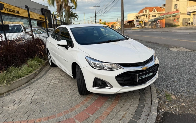imagem-https://www.socarrao.com.br/sc-vehicle-images-prod/837668/1784751838531-8dca2abc00934887a992d96b97f84b8f_1770948899625.jpeg