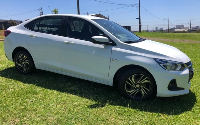imagem-https://www.socarrao.com.br/sc-vehicle-images-prod/842753/1774964796966-v5pZBbefV3c323XhIQ9fqlFh5J5Ul2N3.jpg