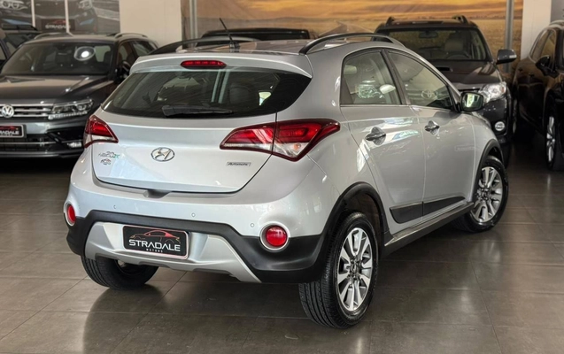 imagem-https://www.socarrao.com.br/sc-vehicle-images-prod/843047/1787237901891-3ed7238c7c254f1fa9745c45ff4058b3_1770991620775.jpeg