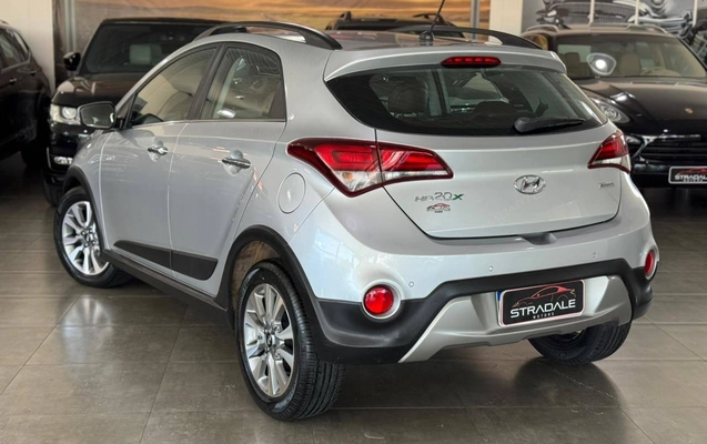 imagem-https://www.socarrao.com.br/sc-vehicle-images-prod/843047/1787237901892-6fa81048e6834aed99def8fd61ea1e8f_1770991624306.jpeg