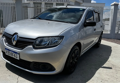 Renault Sandero 2018 Prata — foto 1 de 3