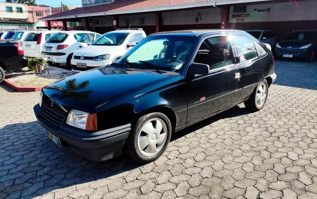 imagem-https://www.socarrao.com.br/sc-vehicle-images-prod/844370/1790100076754-7808794_15_B_2b11bd2d4d.jpeg