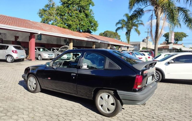 imagem-https://www.socarrao.com.br/sc-vehicle-images-prod/844370/1790100076761-7808794_14_B_0f84760685.jpeg