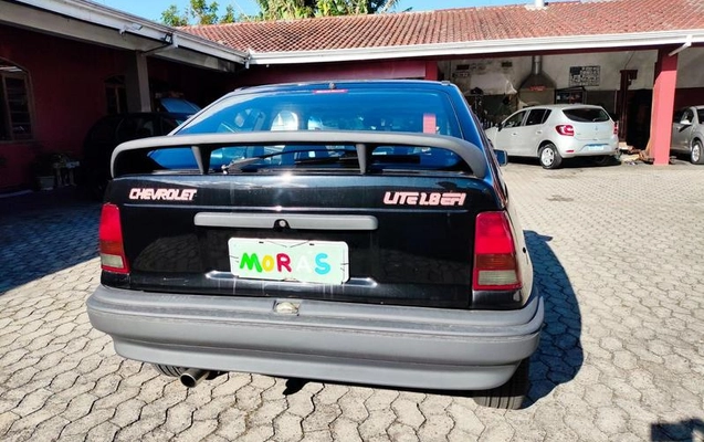 imagem-https://www.socarrao.com.br/sc-vehicle-images-prod/844370/1790100076786-7808794_15_B_c7a085fc0c.jpeg