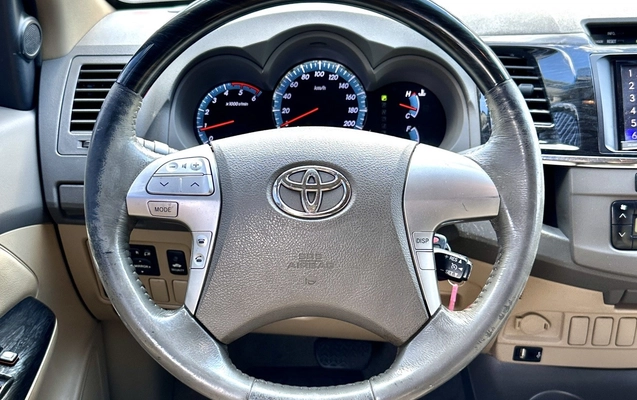 imagem-https://www.socarrao.com.br/sc-vehicle-images-prod/844526/1771001046371-5_042801.jpg