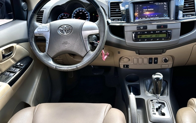 imagem-https://www.socarrao.com.br/sc-vehicle-images-prod/844526/1771001046373-10_042801.jpg