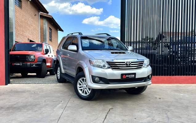 imagem-https://www.socarrao.com.br/sc-vehicle-images-prod/844526/1771001046373-12_042801.jpg