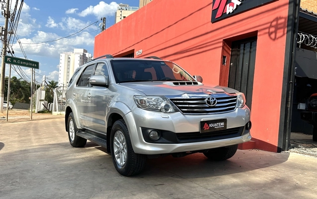 imagem-https://www.socarrao.com.br/sc-vehicle-images-prod/844526/1771001046374-2_042801.jpg