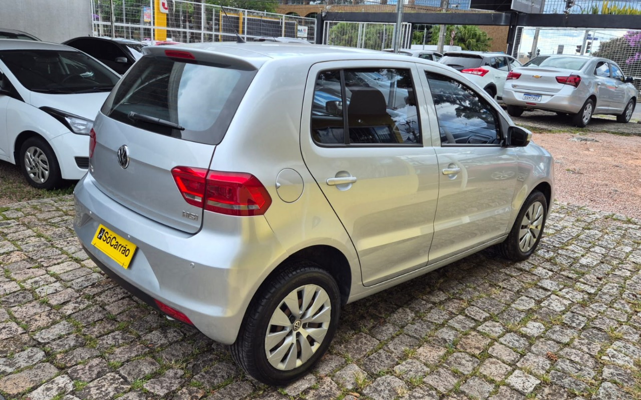 imagem-https://www.socarrao.com.br/sc-vehicle-images-prod/844695/1771003985208-V2hhdHNBcHAgSW1hZ2UgMjAyNi0wMi0xMyBhdCAxNC4wMS4xOSAoMikuanBlZw.jpeg