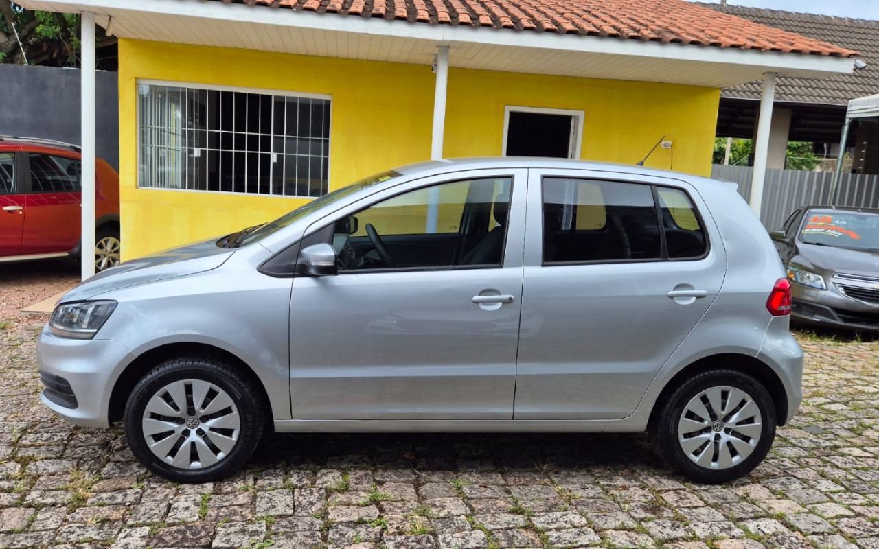 imagem-https://www.socarrao.com.br/sc-vehicle-images-prod/844695/1771003985322-V2hhdHNBcHAgSW1hZ2UgMjAyNi0wMi0xMyBhdCAxNC4wMS4xOSAoMSkuanBlZw.jpeg