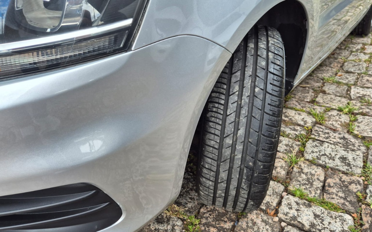 imagem-https://www.socarrao.com.br/sc-vehicle-images-prod/844695/1771003985517-V2hhdHNBcHAgSW1hZ2UgMjAyNi0wMi0xMyBhdCAxNC4wMS4xOSAoNSkuanBlZw.jpeg