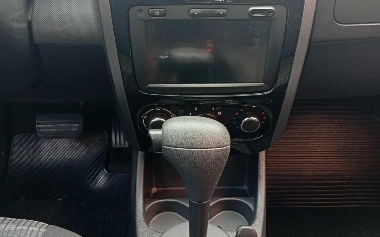 imagem-https://www.socarrao.com.br/sc-vehicle-images-prod/844751/1771004877832-V2hhdHNBcHAgSW1hZ2UgMjAyNi0wMi0xMyBhdCAxMS4yNi4yOC5qcGVn.jpeg
