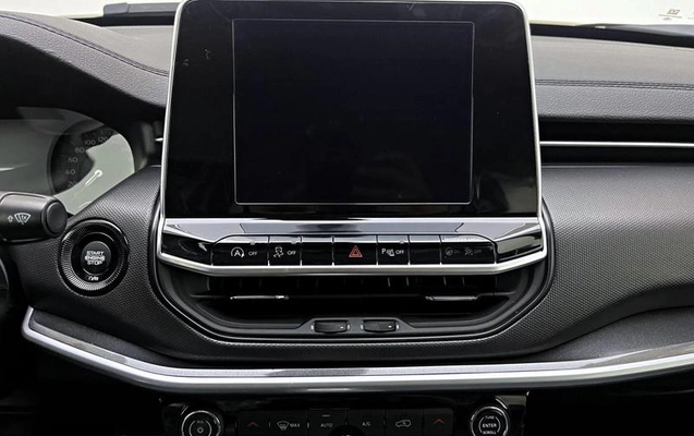 imagem-https://www.socarrao.com.br/sc-vehicle-images-prod/844904/1791466921804-7419238_6_B_eeb141466e.jpeg