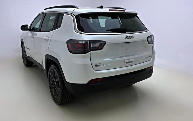 imagem-https://www.socarrao.com.br/sc-vehicle-images-prod/844904/1791466921808-7419238_8_B_52cd64b1f5.jpeg