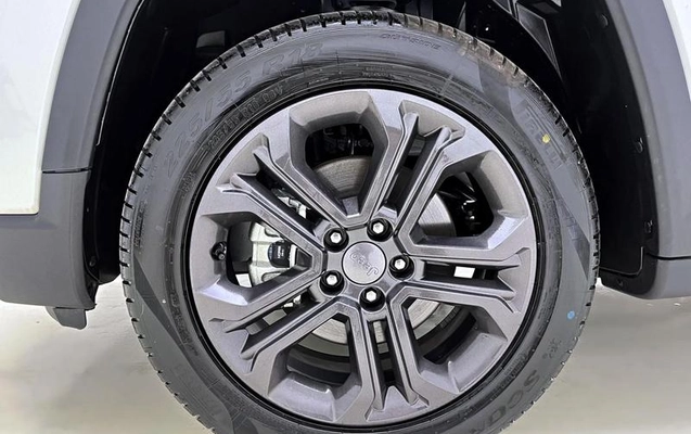 imagem-https://www.socarrao.com.br/sc-vehicle-images-prod/844904/1791466921823-7419238_13_B_8c6abf78e3.jpeg