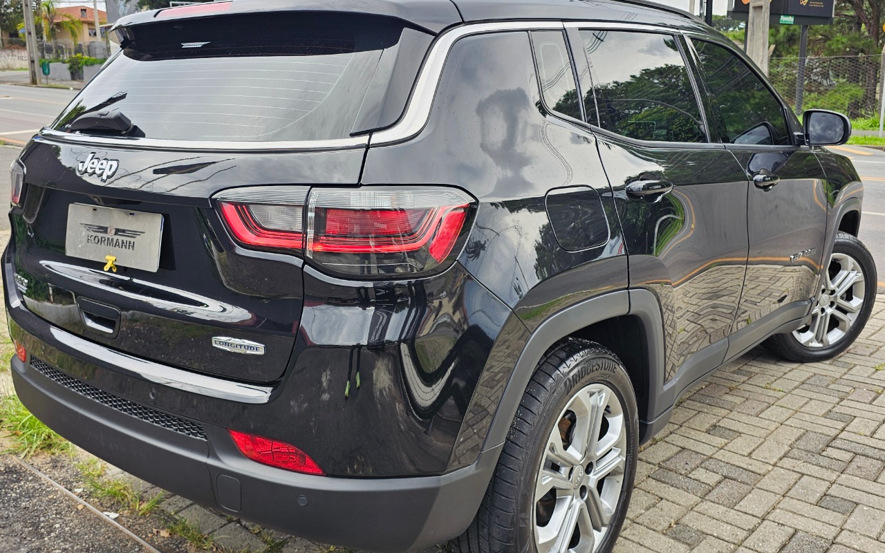 imagem-https://www.socarrao.com.br/sc-vehicle-images-prod/844957/1771621506311-MjAyNjAyMjBfMTU1ODA5LmpwZw.jpg