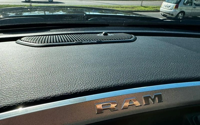 imagem-https://www.socarrao.com.br/sc-vehicle-images-prod/845037/1789065497473-7755375_4_B_ced8ca9e08.jpeg