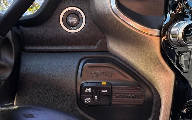 imagem-https://www.socarrao.com.br/sc-vehicle-images-prod/845037/1789065497476-7755375_4_B_2e97c46d07.jpeg