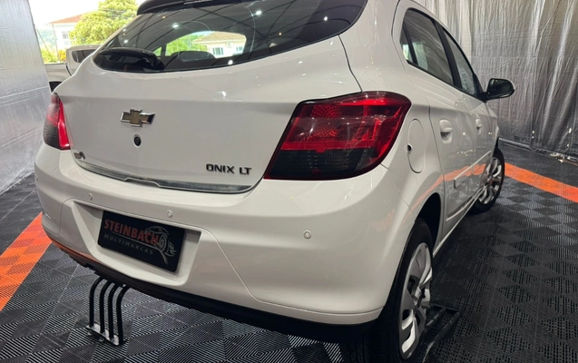 imagem-https://www.socarrao.com.br/sc-vehicle-images-prod/845066/1771009265297-R00gQ2hldnJvbGV0IE9uaXggTFQgMS40IEF1dG9tw6F0aWNvIDIwMTUgU3RlaW5iYWNoIE11bHRpbWFyY2FzIGVtIFNhbnRvIEFtYXJvIGRhIEltcGVyYXRyaXogU0MgNC5qcGVn.jpeg