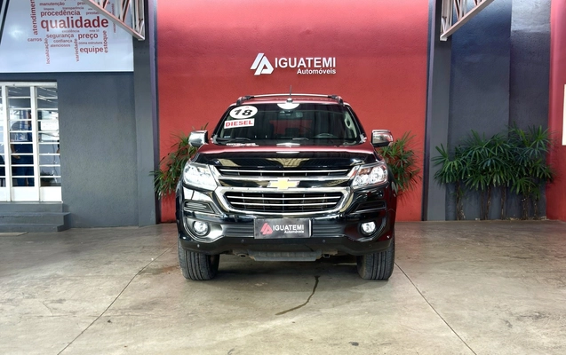 imagem-https://www.socarrao.com.br/sc-vehicle-images-prod/845315/1771011877586-3_061834.jpg