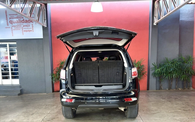 imagem-https://www.socarrao.com.br/sc-vehicle-images-prod/845315/1771011877590-20_061834.jpg