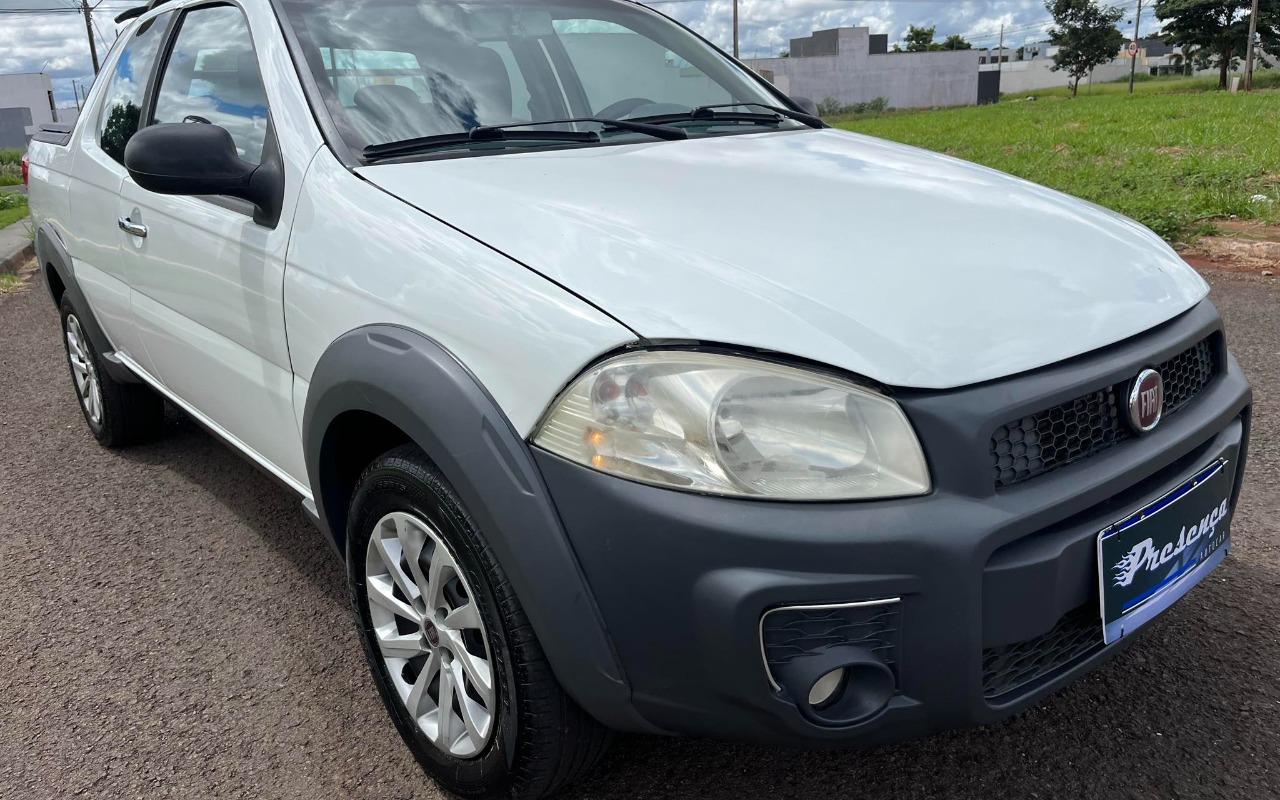 Fiat Strada 2015 Branco — foto 1 de 3