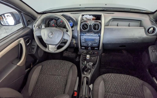 imagem-https://www.socarrao.com.br/sc-vehicle-images-prod/845498/1791461037169-7811785_18_B_45e39546e4.jpeg