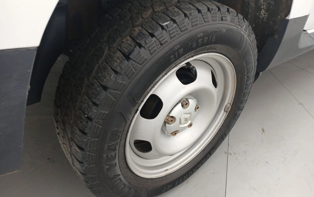 imagem-https://www.socarrao.com.br/sc-vehicle-images-prod/851469/1771041863232-1_091813.jpg