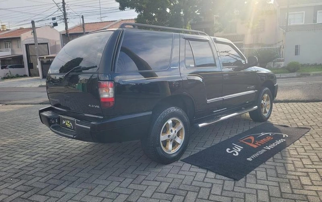 imagem-https://www.socarrao.com.br/sc-vehicle-images-prod/857480/1791851350772-7102493_3_B_8d5dcf2d2d.jpeg