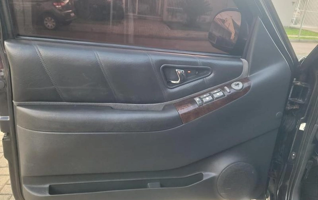 imagem-https://www.socarrao.com.br/sc-vehicle-images-prod/857480/1791851350786-7102493_11_B_6b49ba97f1.jpeg