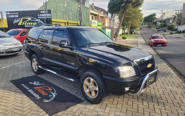 imagem-https://www.socarrao.com.br/sc-vehicle-images-prod/857480/1791851350797-7102493_17_B_f2ac87aad4.jpeg